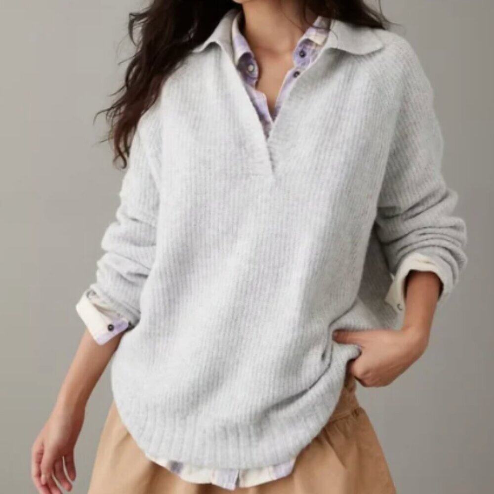 American Eagle Outfitters Women's Cream Sweater Oversized